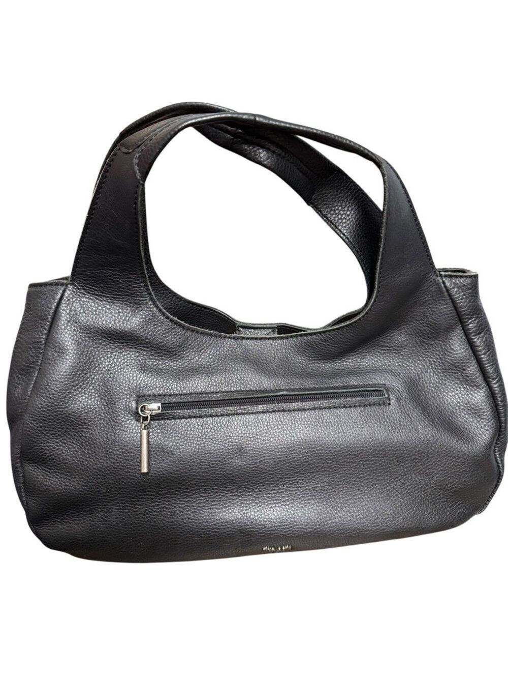 The Sak Rylan Black Leather Shoulder Bag – Pebbled Leather, Zip & Magnetic Closu